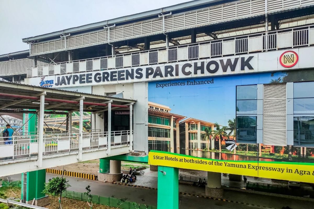 Pari Chowk Metro Station